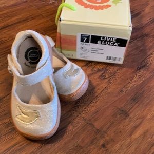 Gold shimmer Pio Pio Livie And Luca shoes.